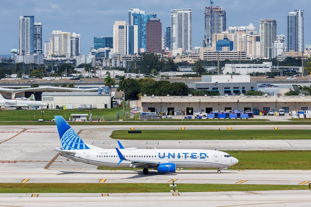 Fort Lauderdale Airport (FLL)