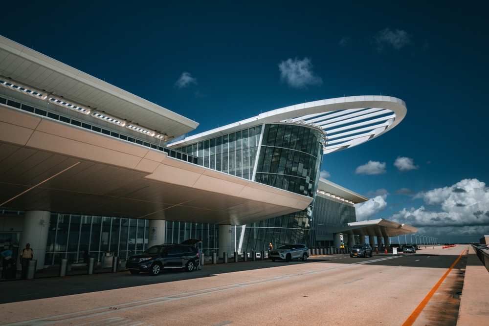 Orlando Airport (MCO)