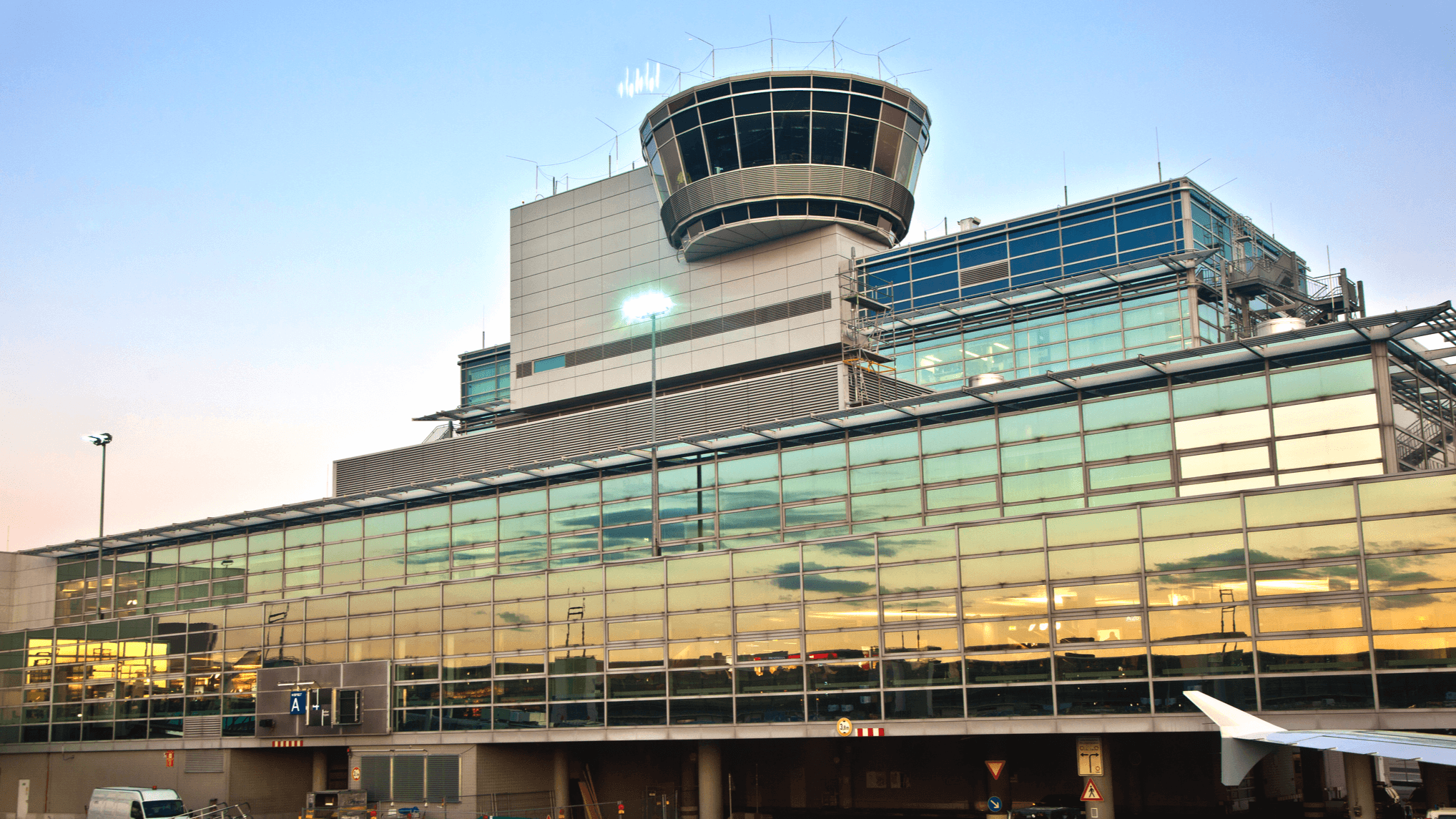 Frankfurt-Hahn Airport (HHN)